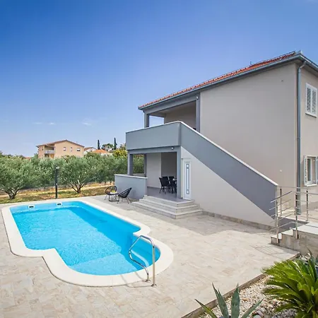 Rozarija Vila Trogir