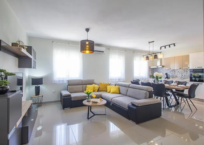 Rozarija Трогир