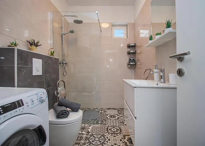 Rozarija Трогир